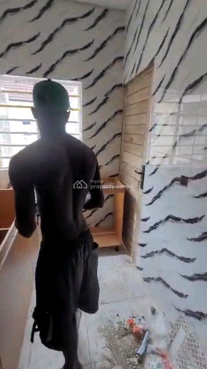 Standard and Spacious Room Self Contain, Onabola Street, Pedro, Gbagada, Lagos, Self Contain (single Rooms) for Rent