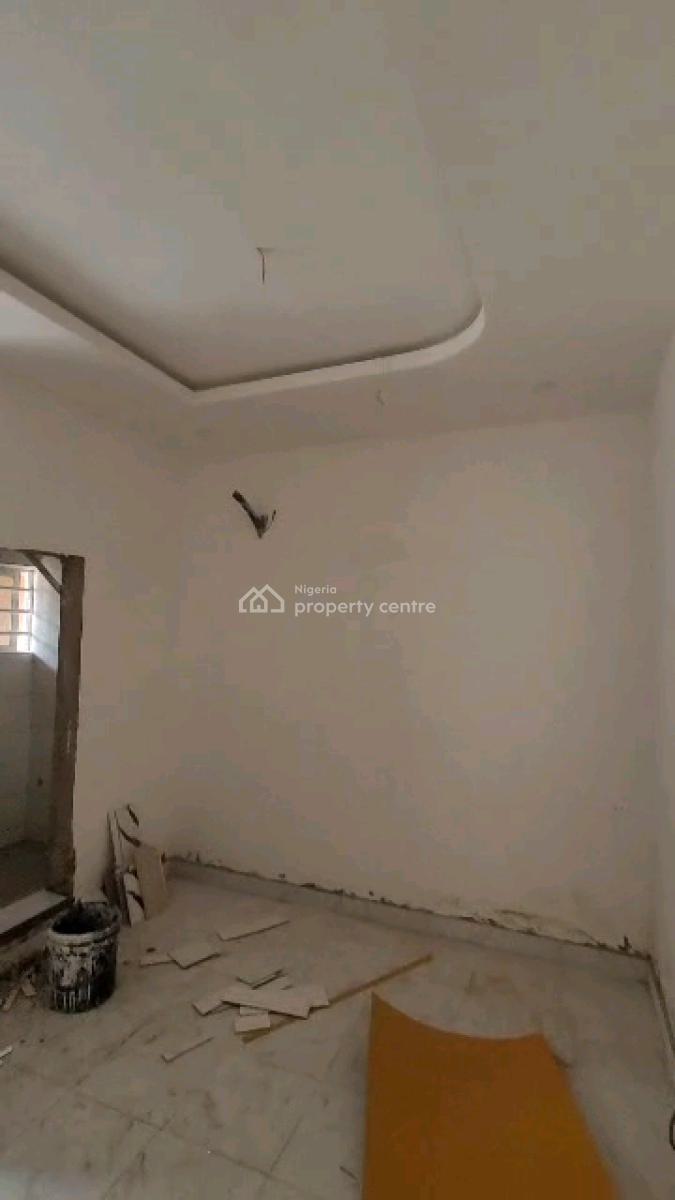 Standard and Spacious Room Self Contain, Onabola Street, Pedro, Gbagada, Lagos, Self Contain (single Rooms) for Rent