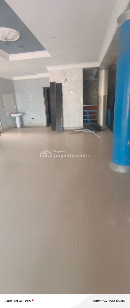 Warehouse Space for Bar and Lounge, Ado Road, Ajah, Lagos, Warehouse for Rent