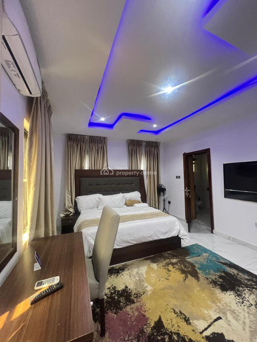 Furnished Apartment 3-bedroom Flat, Ikate, Lekki, Lagos, Flat / Apartment for Rent