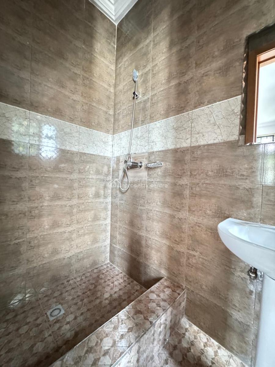 Well Built 3 Bedroom Apartment, Agungi, Lekki, Lagos, Flat / Apartment for Sale