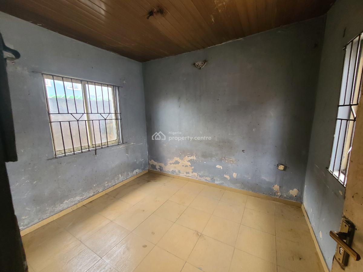 Mini Flat, Makoko, Yaba, Lagos, Mini Flat (room and Parlour) for Rent