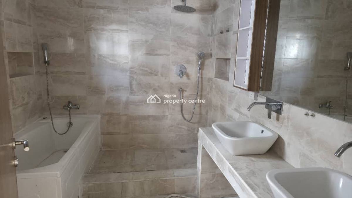 Self Compound 4 Bedrooms Semi Detached Duplex, Off Admiralty Way, Lekki Phase 1, Lekki, Lagos, Semi-detached Duplex for Rent