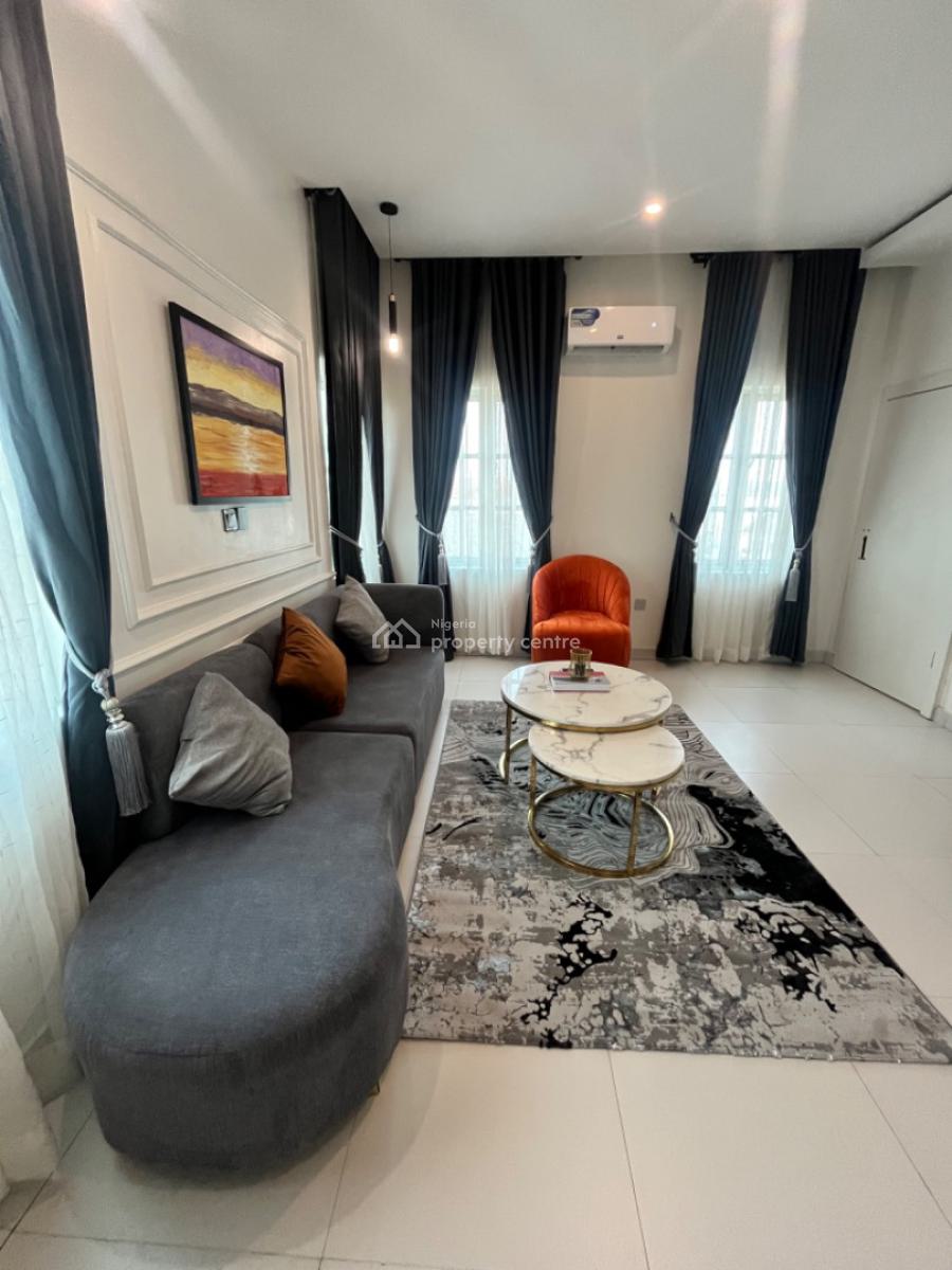 Luxury and Comfortable 1 Bedroom Apartment, Canal West Estate, Osapa, Lekki, Lagos, Mini Flat (room and Parlour) Short Let