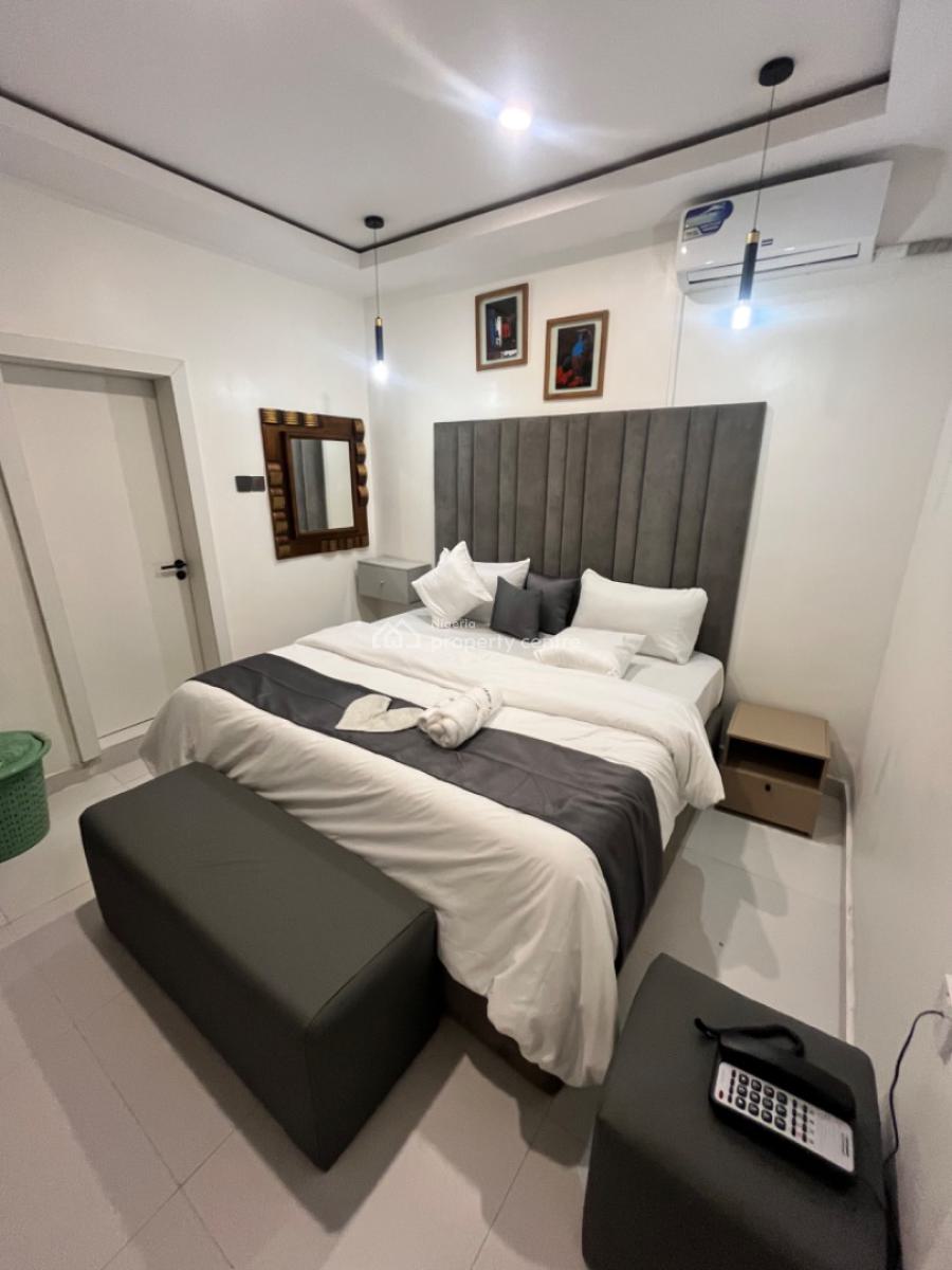 Luxury and Comfortable 1 Bedroom Apartment, Canal West Estate, Osapa, Lekki, Lagos, Mini Flat (room and Parlour) Short Let