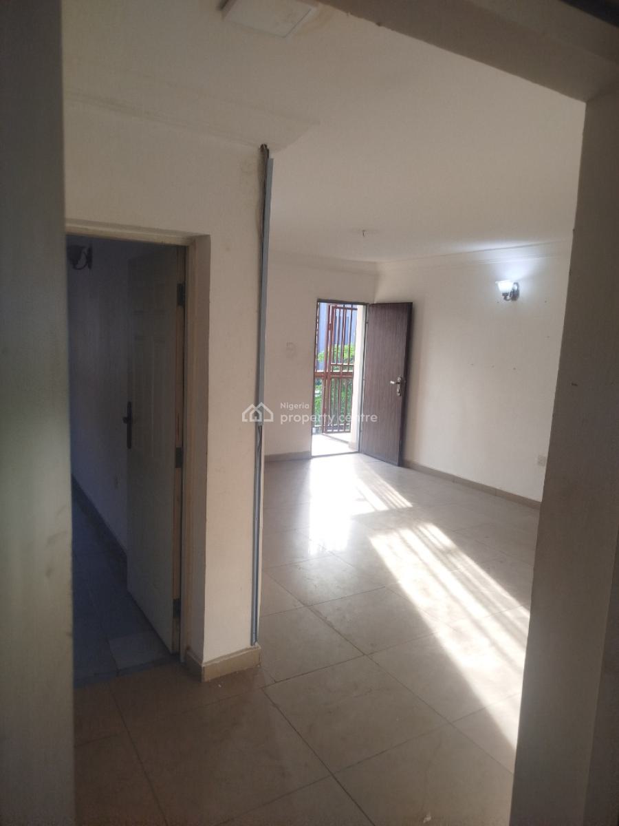 Two Bedroom Apartment, Off Amino Kano Crescent, Wuse 2, Abuja, Flat / Apartment for Rent