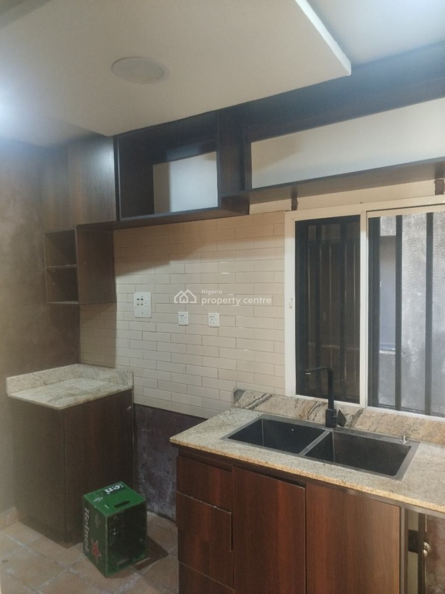 Two Bedroom Apartment, Off Amino Kano Crescent, Wuse 2, Abuja, Flat / Apartment for Rent