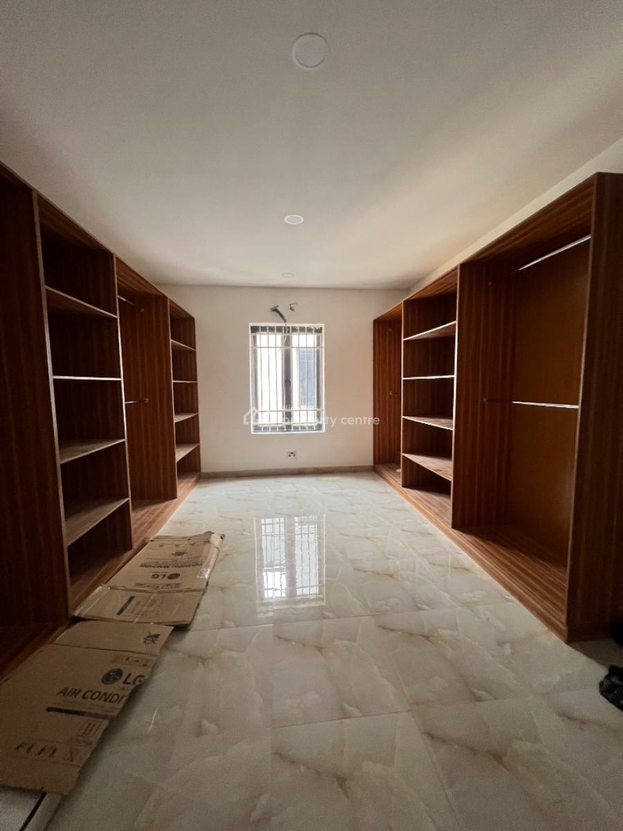 Spacious Five Bedrooms Detached Duplex with Bq, Lekki Phase 1, Lekki, Lagos, Detached Duplex for Sale
