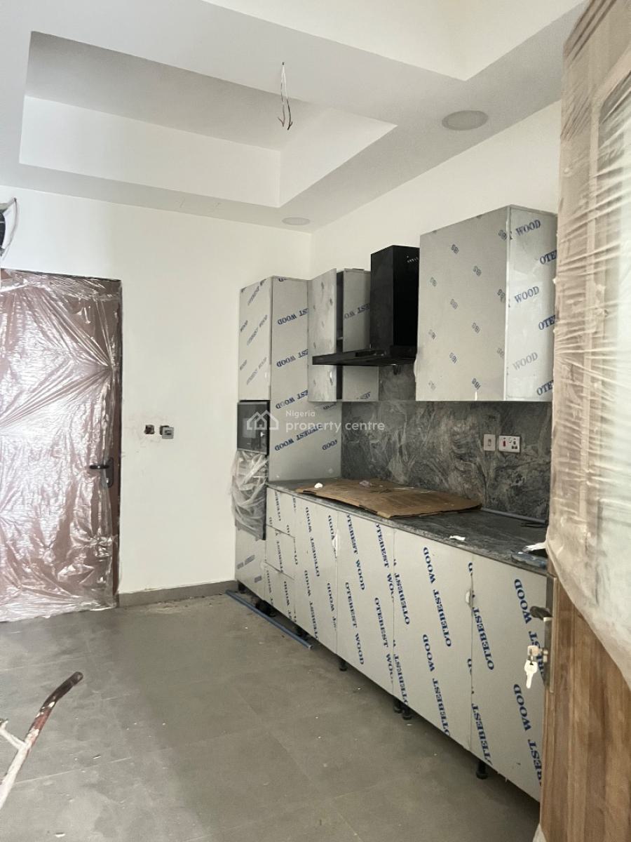 Spacious Five Bedrooms Detached Duplex with Bq, Lekki Phase 1, Lekki, Lagos, Detached Duplex for Sale