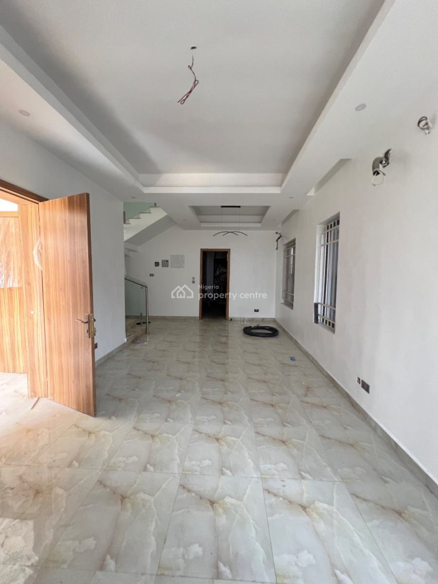 Spacious Five Bedrooms Detached Duplex with Bq, Lekki Phase 1, Lekki, Lagos, Detached Duplex for Sale