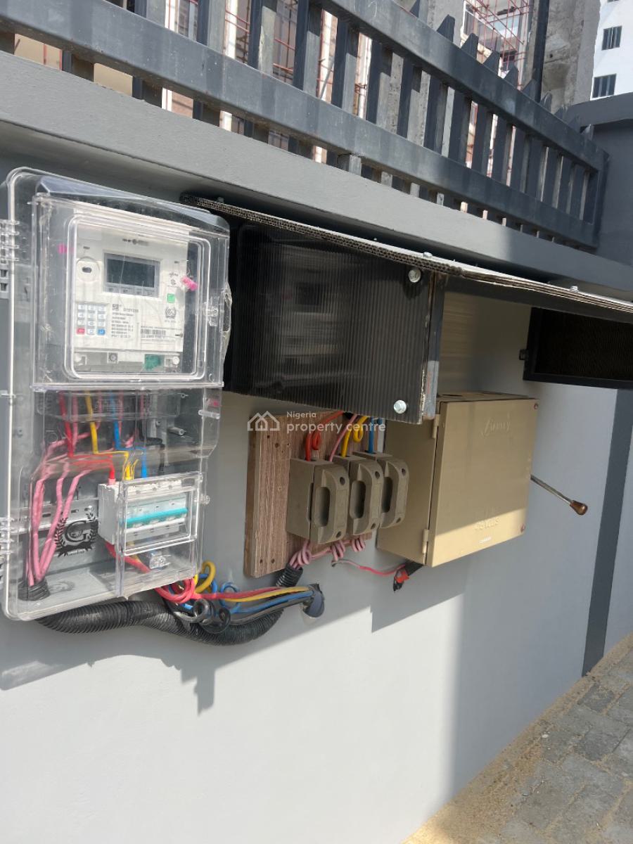 Spacious Five Bedrooms Detached Duplex with Bq, Lekki Phase 1, Lekki, Lagos, Detached Duplex for Sale