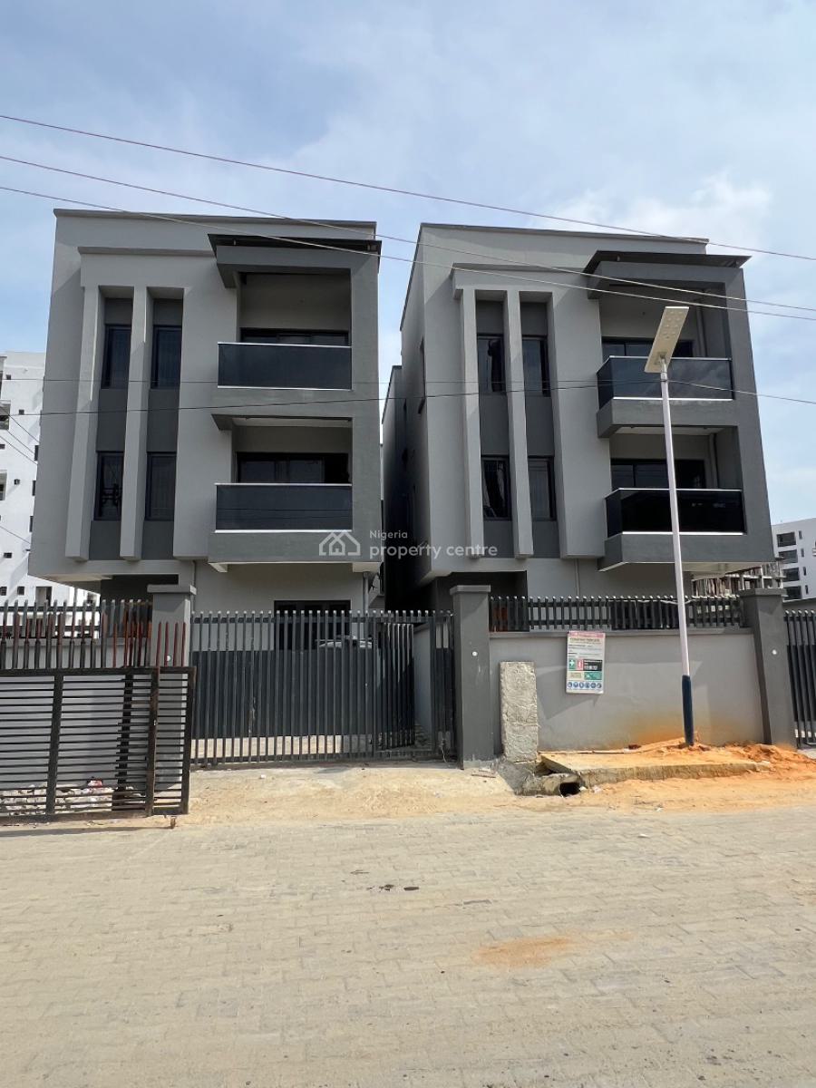 Spacious Five Bedrooms Detached Duplex with Bq, Lekki Phase 1, Lekki, Lagos, Detached Duplex for Sale