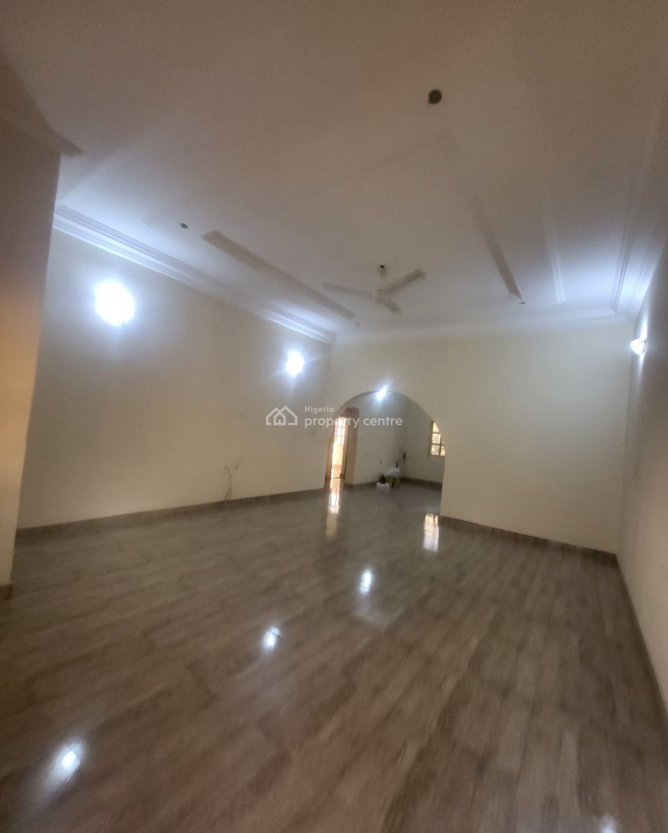 Luxurious Massive 3 Bedroom Flat, Durumi By American International School, Durumi, Abuja, Flat / Apartment for Rent