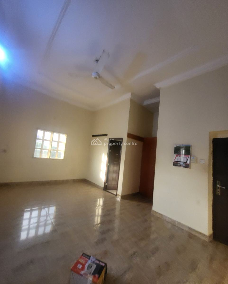 Luxurious Massive 3 Bedroom Flat, Durumi By American International School, Durumi, Abuja, Flat / Apartment for Rent
