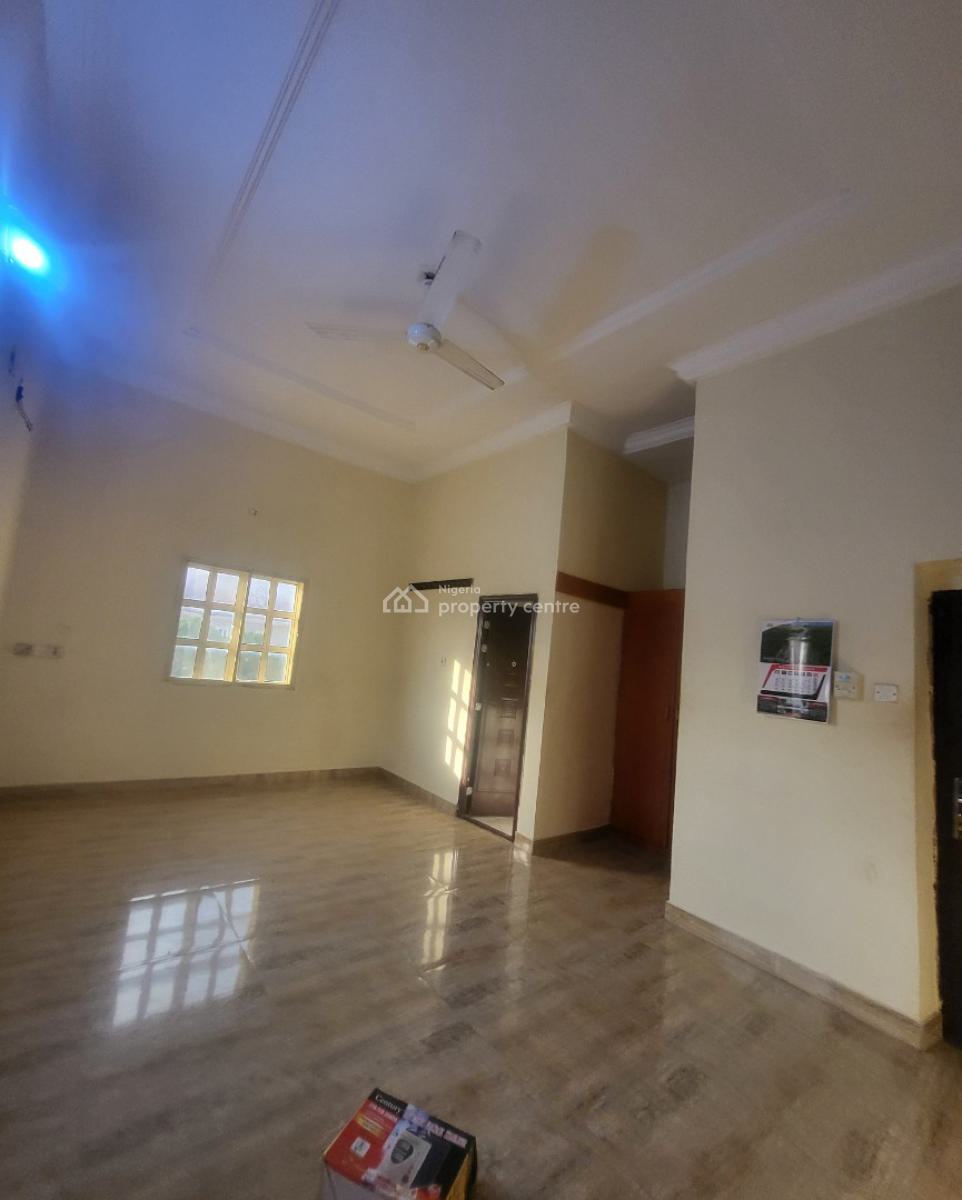 Luxurious Massive 3 Bedroom Flat, Durumi By American International School, Durumi, Abuja, Flat / Apartment for Rent