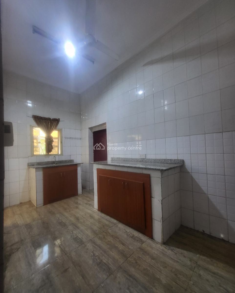 Luxurious Massive 3 Bedroom Flat, Durumi By American International School, Durumi, Abuja, Flat / Apartment for Rent