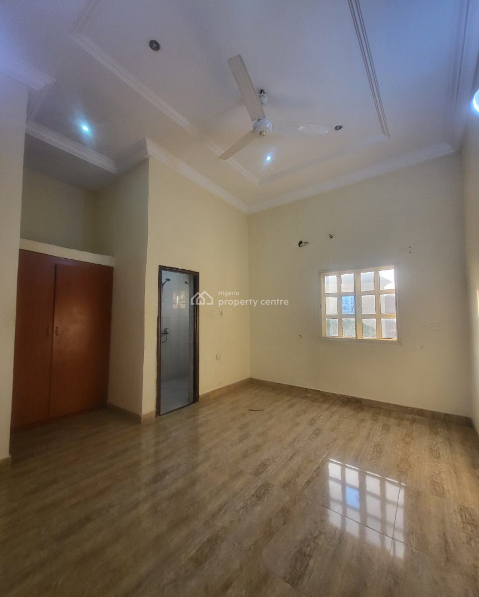 Luxurious Massive 3 Bedroom Flat, Durumi By American International School, Durumi, Abuja, Flat / Apartment for Rent
