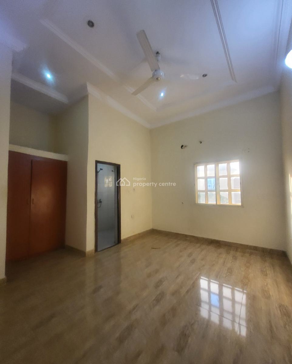 Luxurious Massive 3 Bedroom Flat, Durumi By American International School, Durumi, Abuja, Flat / Apartment for Rent