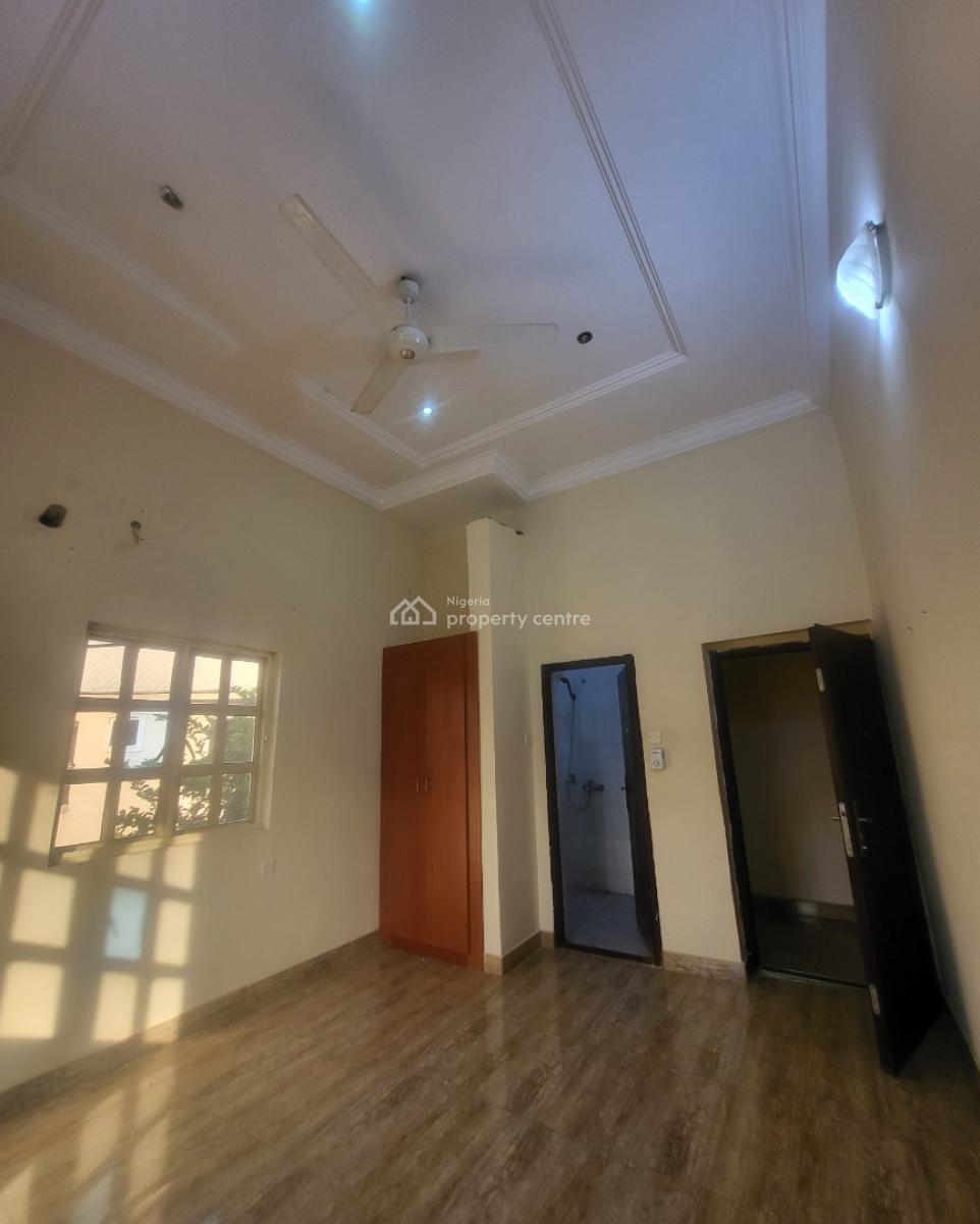 Luxurious Massive 3 Bedroom Flat, Durumi By American International School, Durumi, Abuja, Flat / Apartment for Rent