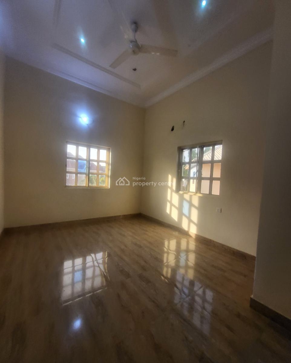 Luxurious Massive 3 Bedroom Flat, Durumi By American International School, Durumi, Abuja, Flat / Apartment for Rent