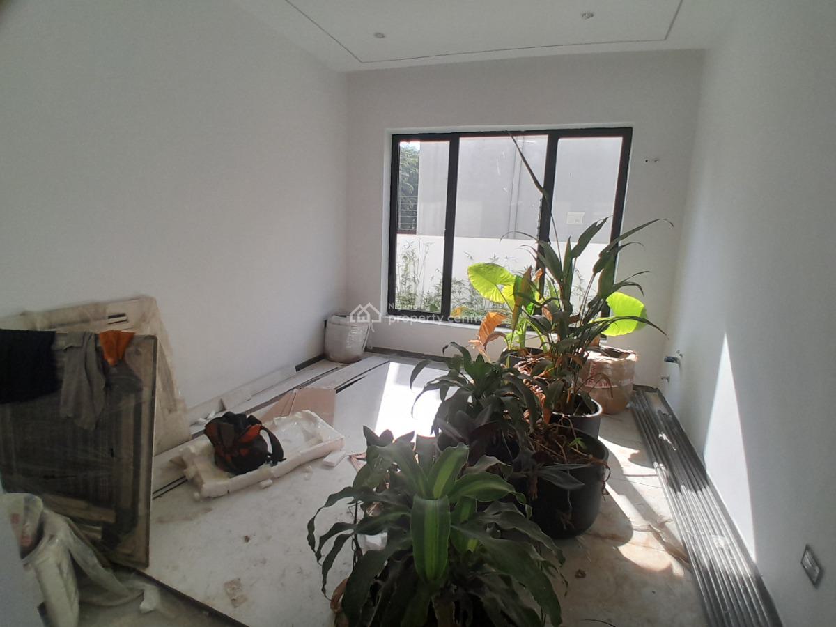 Newly Built Mini Hotel, Wuse 2, Abuja, Hotel / Guest House for Sale