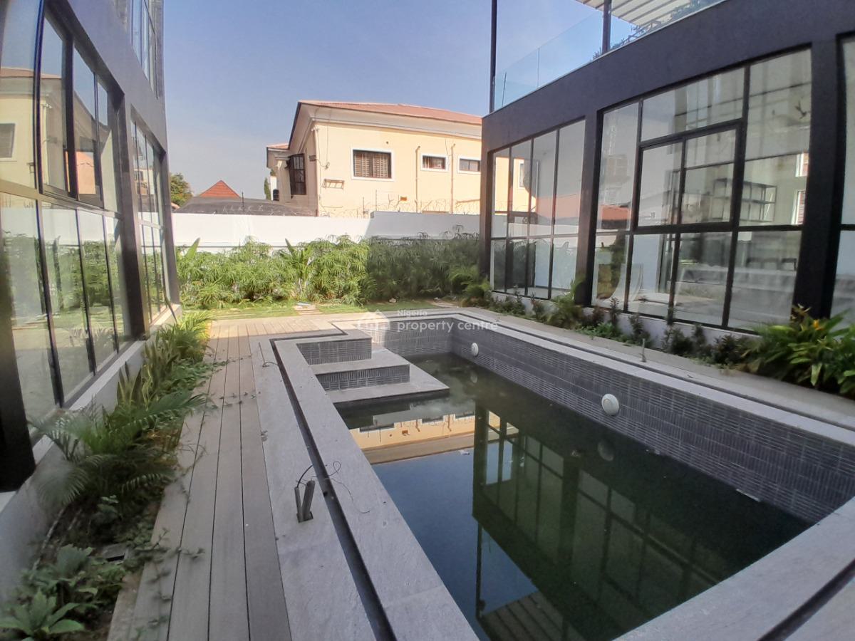 Newly Built Mini Hotel, Wuse 2, Abuja, Hotel / Guest House for Sale