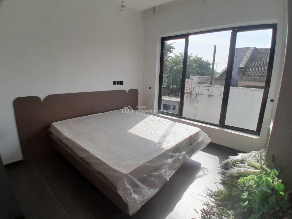 Newly Built Mini Hotel, Wuse 2, Abuja, Hotel / Guest House for Sale