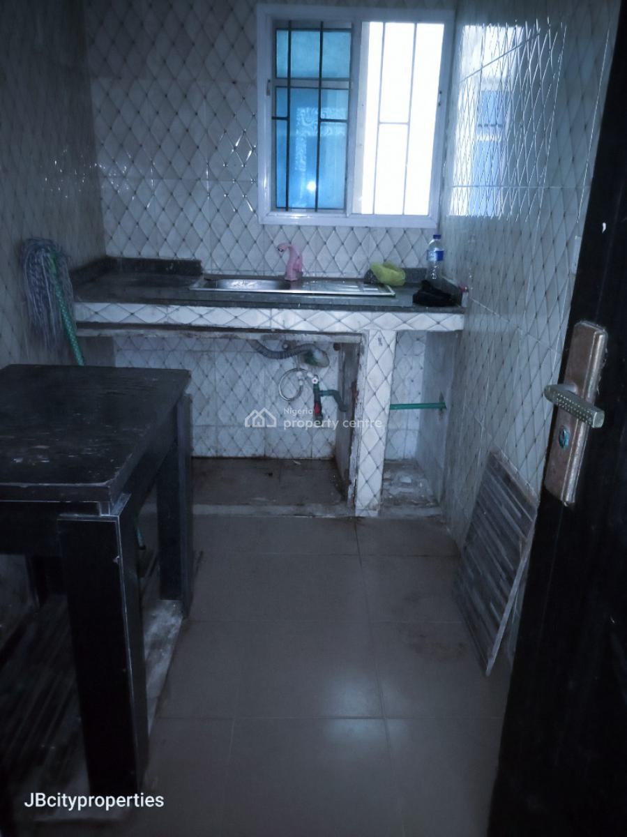 Sharp 1 Bedroom Apartment, Ogombo, Ajah, Lagos, Mini Flat (room and Parlour) for Rent
