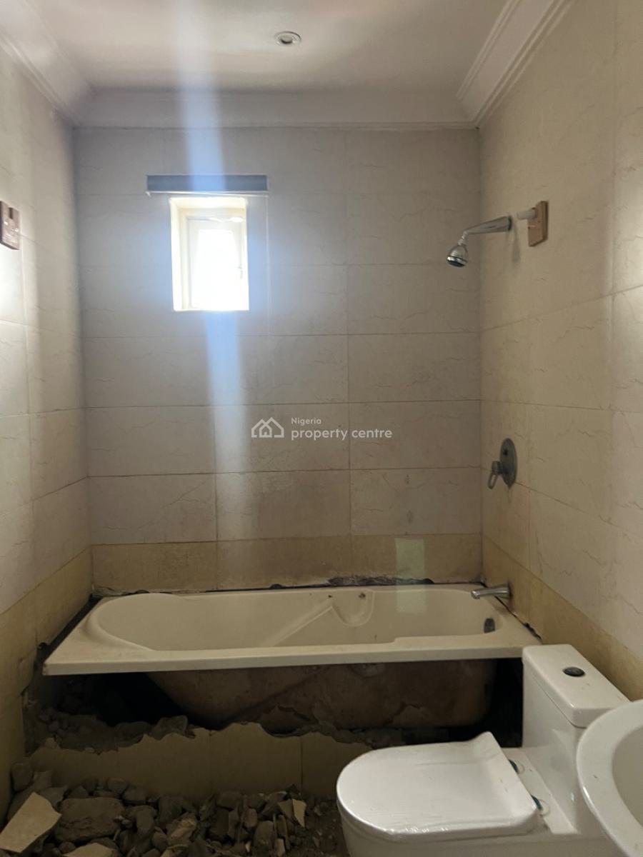 Spacious 4 Bedroom Terrace Duplex with Bq, Chevron Drive, Lekki Phase 1, Lekki, Lagos, Terraced Duplex for Rent