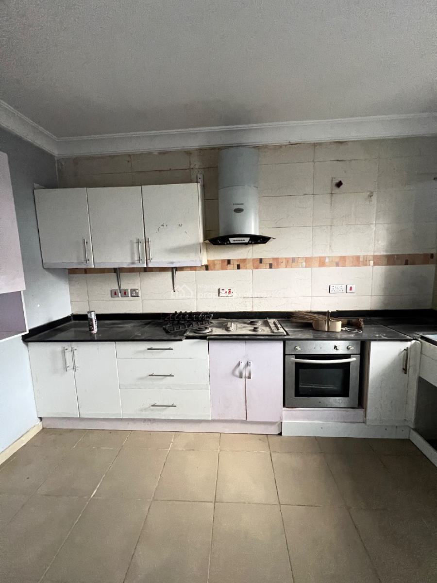 Spacious 4 Bedroom Terrace Duplex with Bq, Chevron Drive, Lekki Phase 1, Lekki, Lagos, Terraced Duplex for Rent