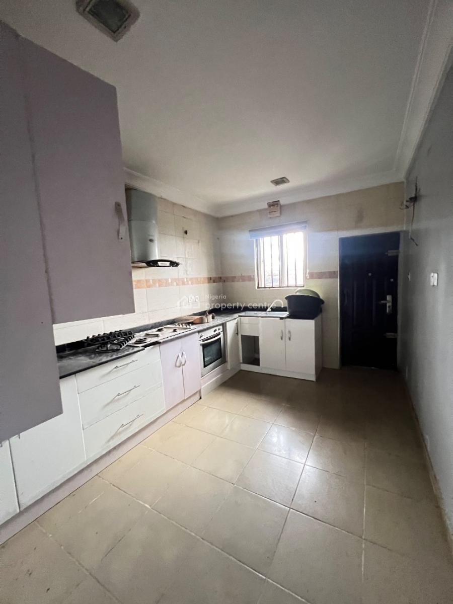 Spacious 4 Bedroom Terrace Duplex with Bq, Chevron Drive, Lekki Phase 1, Lekki, Lagos, Terraced Duplex for Rent