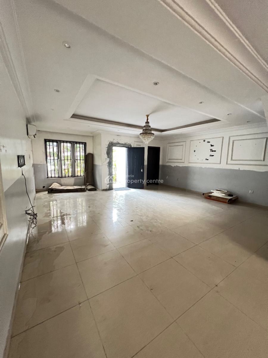 Spacious 4 Bedroom Terrace Duplex with Bq, Chevron Drive, Lekki Phase 1, Lekki, Lagos, Terraced Duplex for Rent