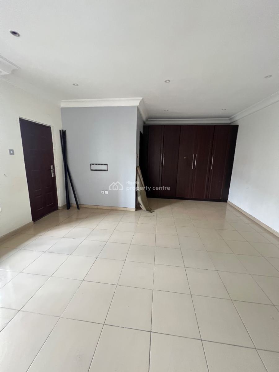 Spacious 4 Bedroom Terrace Duplex with Bq, Chevron Drive, Lekki Phase 1, Lekki, Lagos, Terraced Duplex for Rent