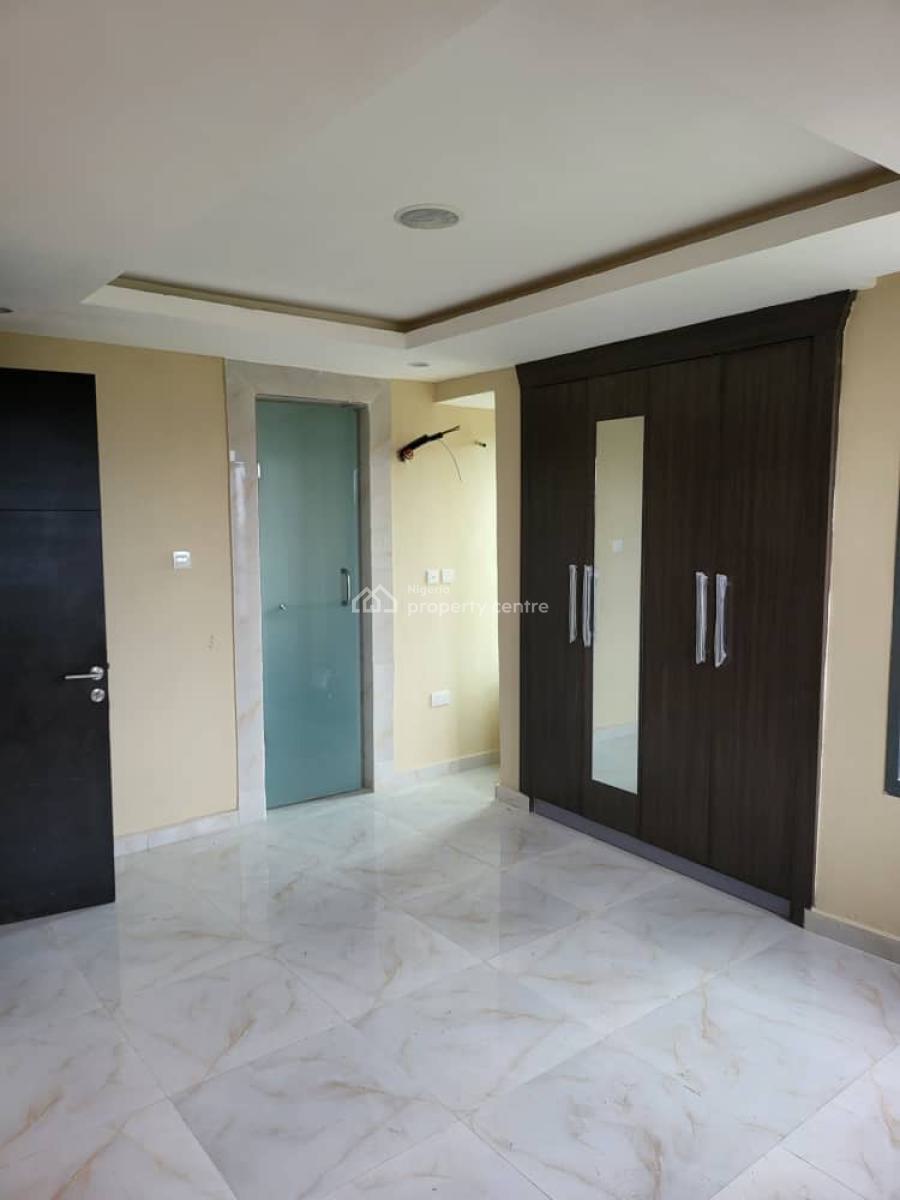 a Standard 2 Bedroom Apartment, Mobil Road Ilaje Ajah, Lekki, Lagos, Flat / Apartment for Rent