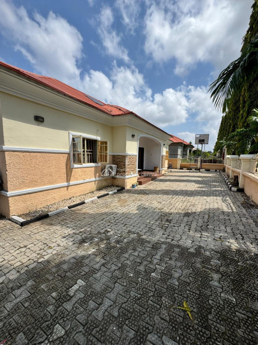 Luxury 3 Bedrooms Fully Detached Spacious Bungalow, Close to Von Estate/ Aiben Shopping Mall, Lugbe District, Abuja, Detached Bungalow for Sale