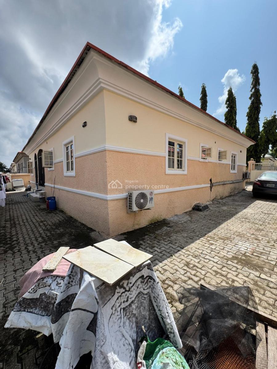 Luxury 3 Bedrooms Fully Detached Spacious Bungalow, Close to Von Estate/ Aiben Shopping Mall, Lugbe District, Abuja, Detached Bungalow for Sale