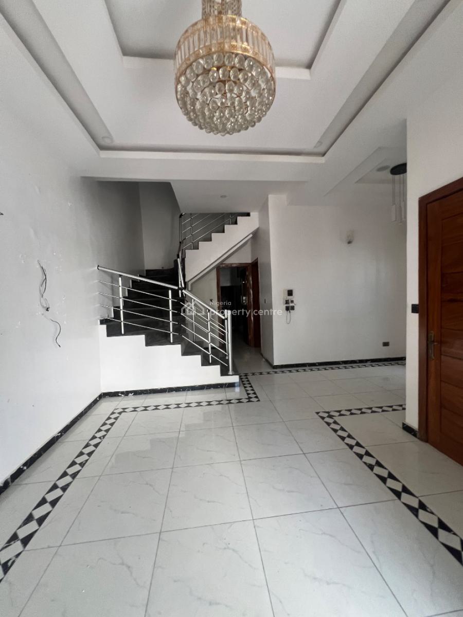 Four Bedrooms Semi Detached Duplex with Bq, Osapa, Lekki Phase 1, Lekki, Lagos, Semi-detached Duplex for Rent