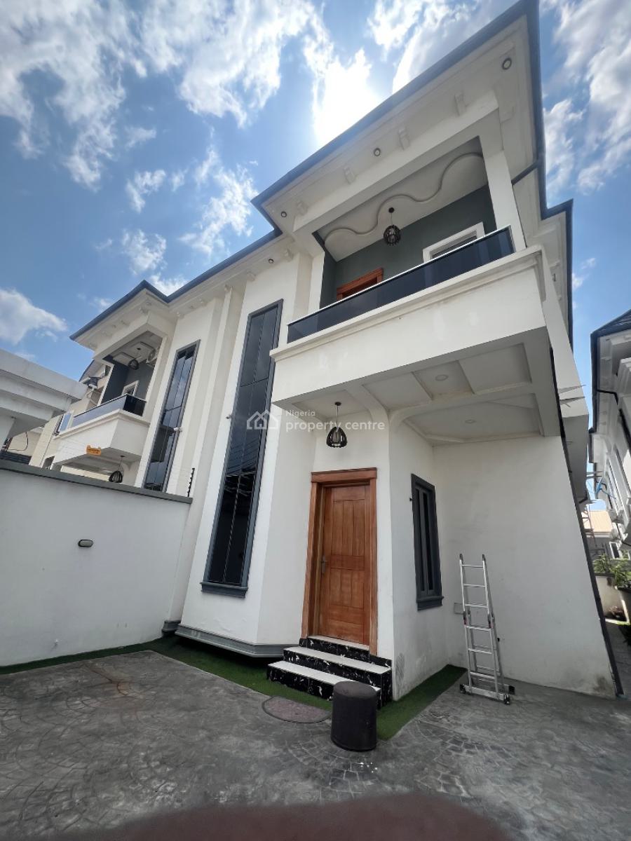 Four Bedrooms Semi Detached Duplex with Bq, Osapa, Lekki Phase 1, Lekki, Lagos, Semi-detached Duplex for Rent