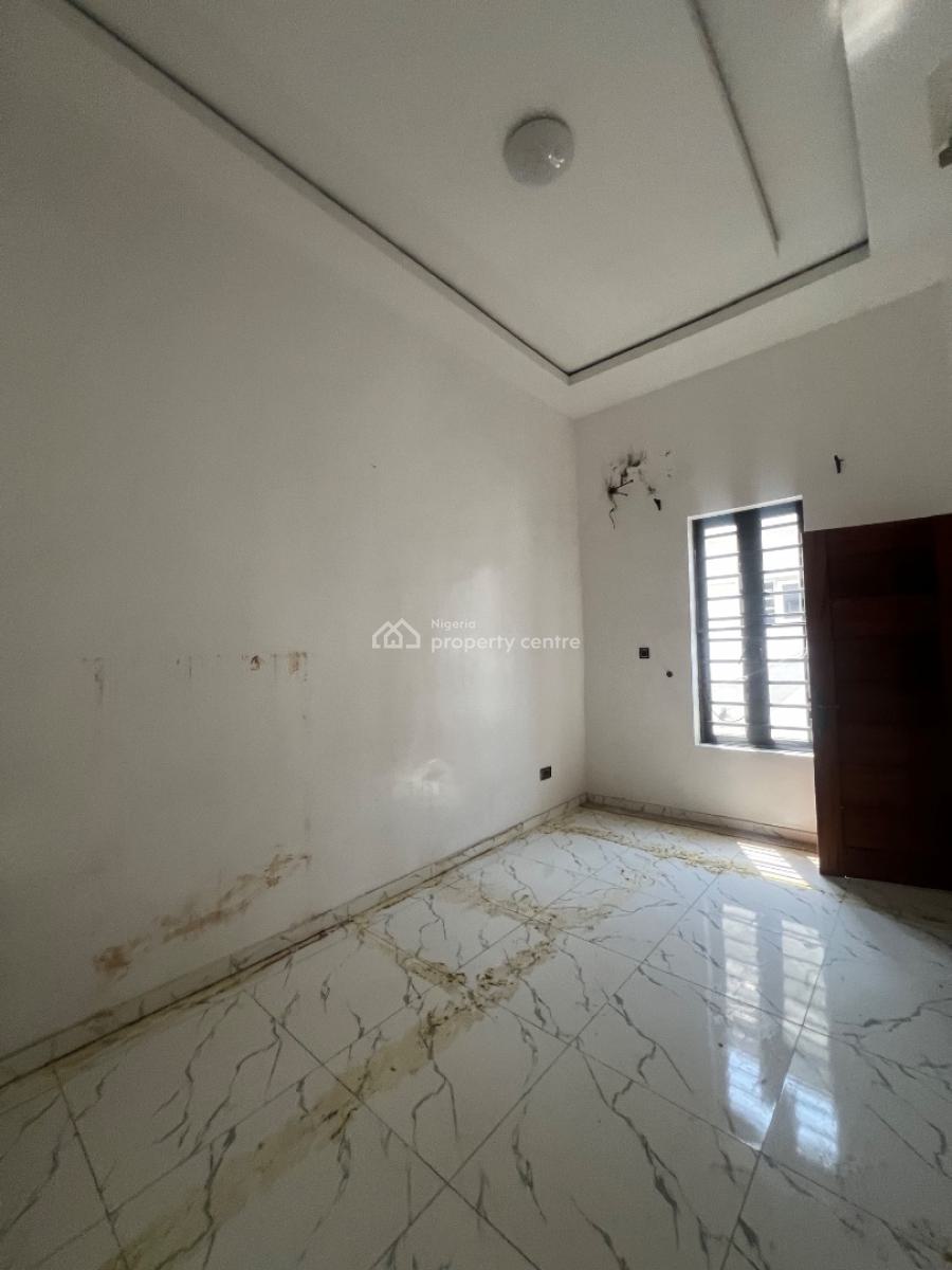 Four Bedrooms Semi Detached Duplex with Bq, Osapa, Lekki Phase 1, Lekki, Lagos, Semi-detached Duplex for Rent