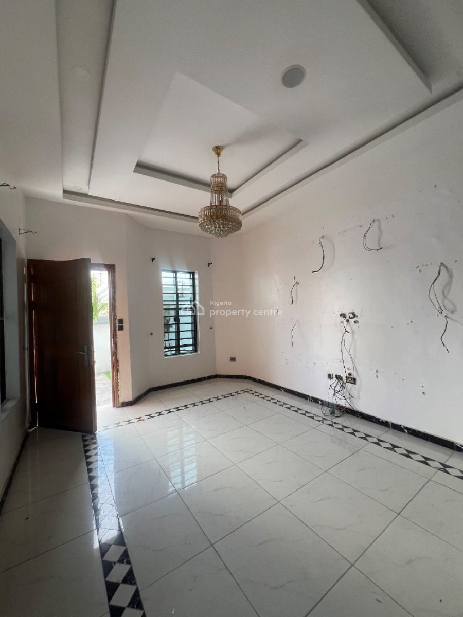 Four Bedrooms Semi Detached Duplex with Bq, Osapa, Lekki Phase 1, Lekki, Lagos, Semi-detached Duplex for Rent