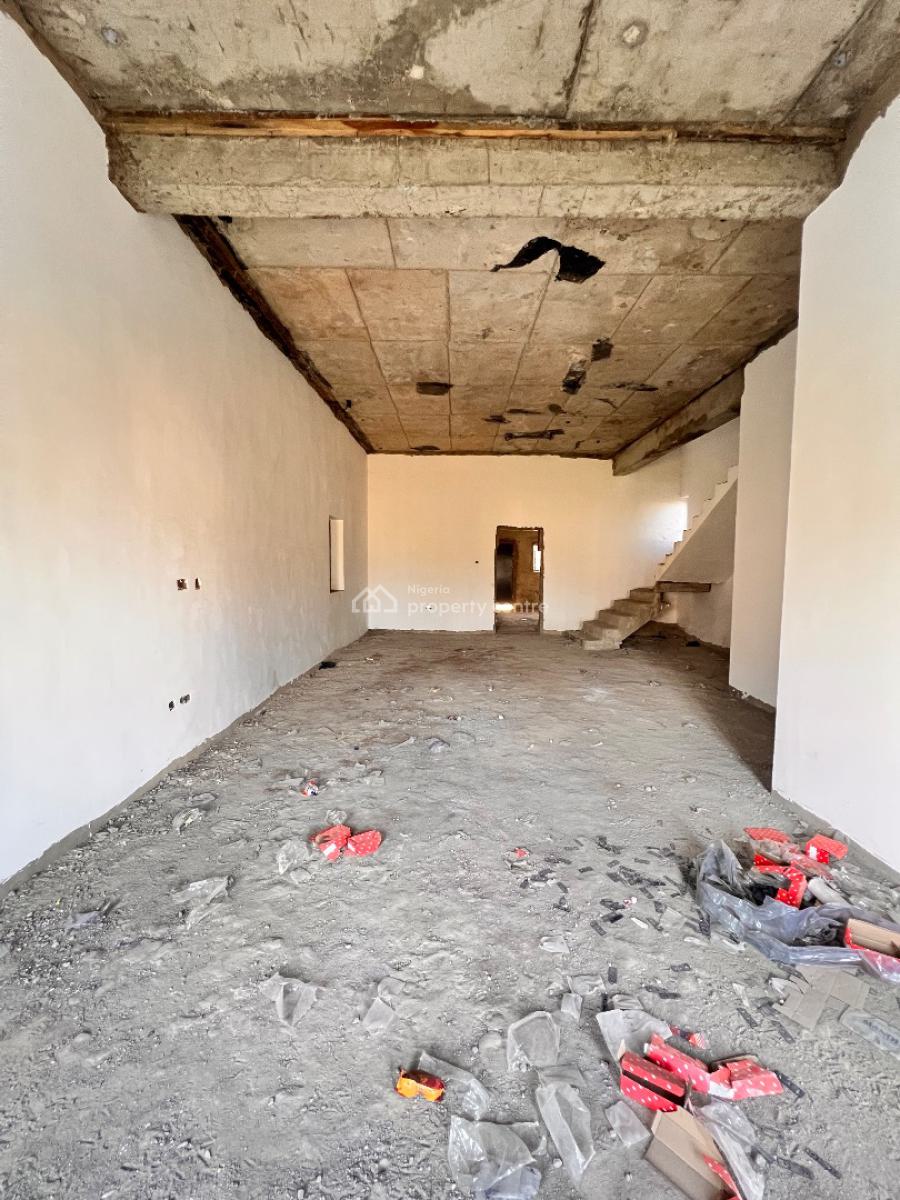 Spacious 3 Bedroom with Bq, By Shafa Filling Station, Lugbe District, Abuja, Terraced Duplex for Sale