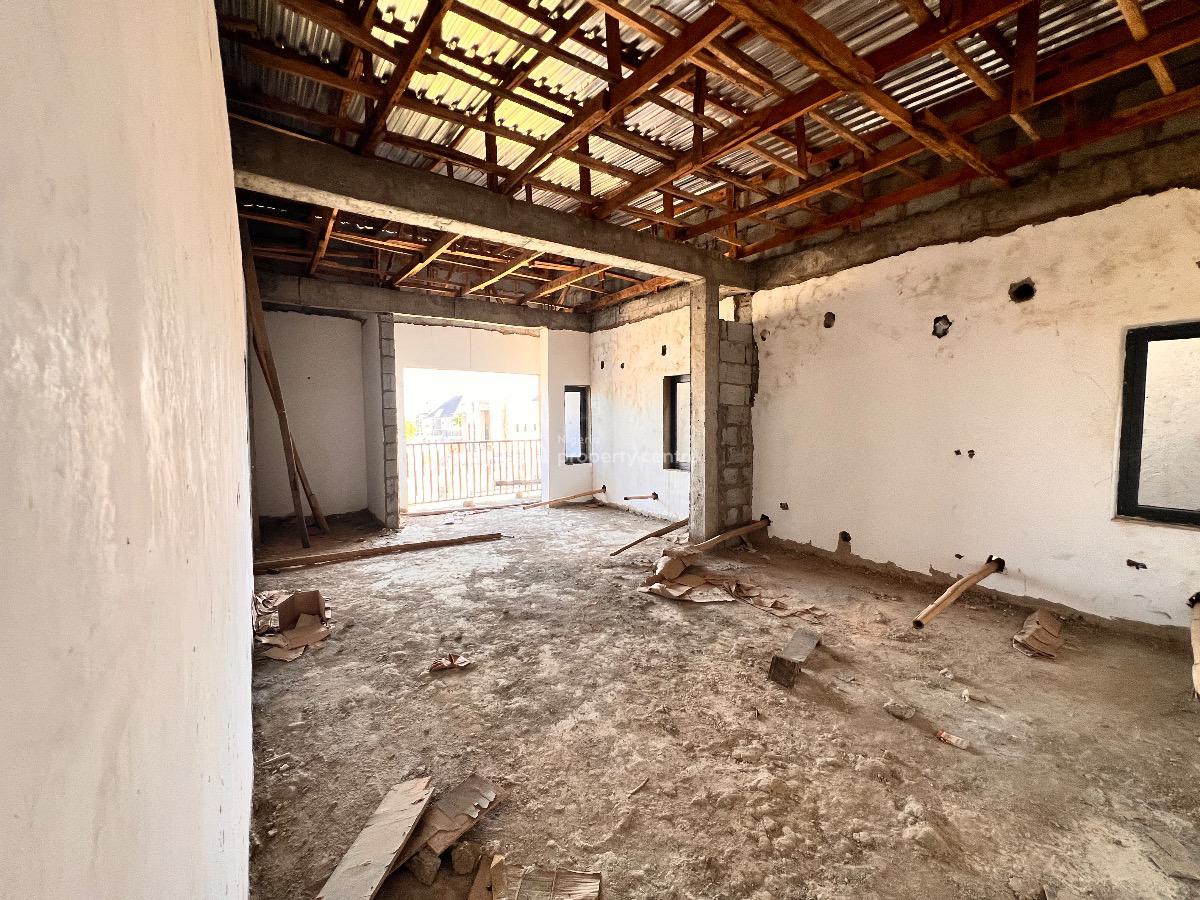 Spacious 3 Bedroom with Bq, By Shafa Filling Station, Lugbe District, Abuja, Terraced Duplex for Sale