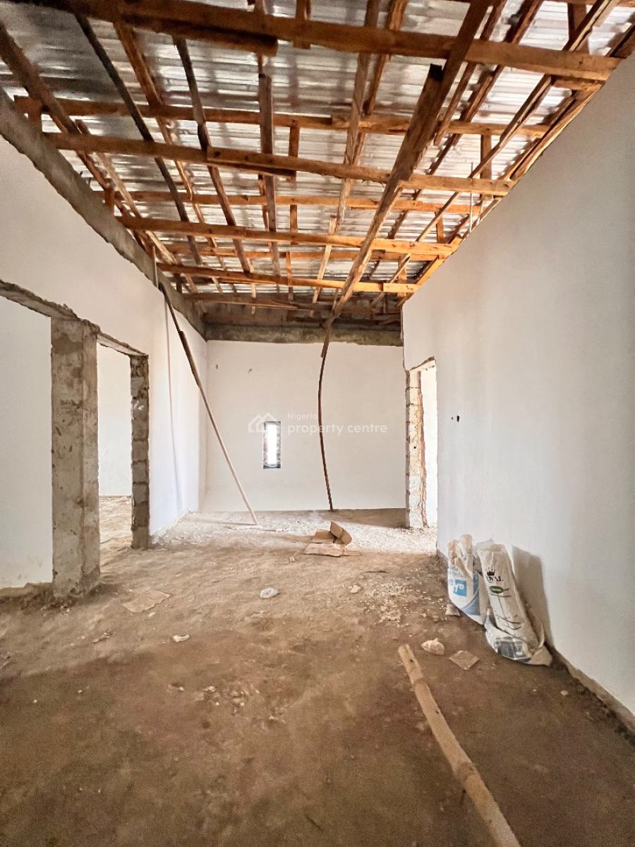 Spacious 3 Bedroom with Bq, By Shafa Filling Station, Lugbe District, Abuja, Terraced Duplex for Sale