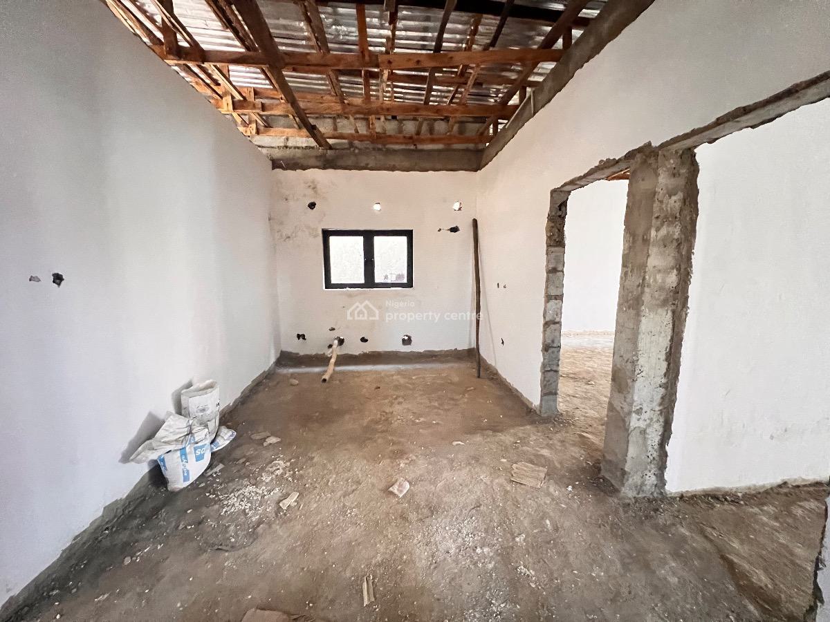 Spacious 3 Bedroom with Bq, By Shafa Filling Station, Lugbe District, Abuja, Terraced Duplex for Sale