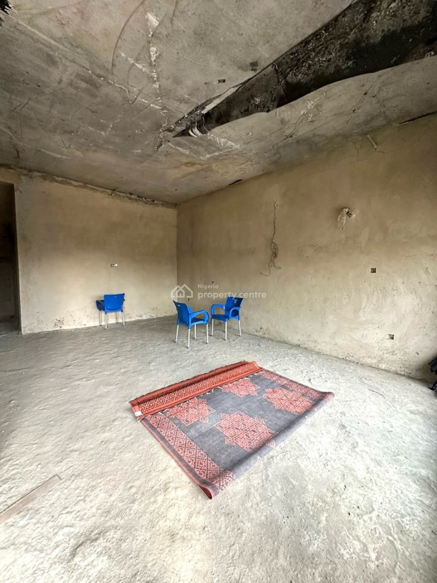 4 Bedrooms Spacious Semi Finished Terrace Duplex, Bq, 3rd Avenue, Gwarinpa, Abuja, Terraced Duplex for Sale