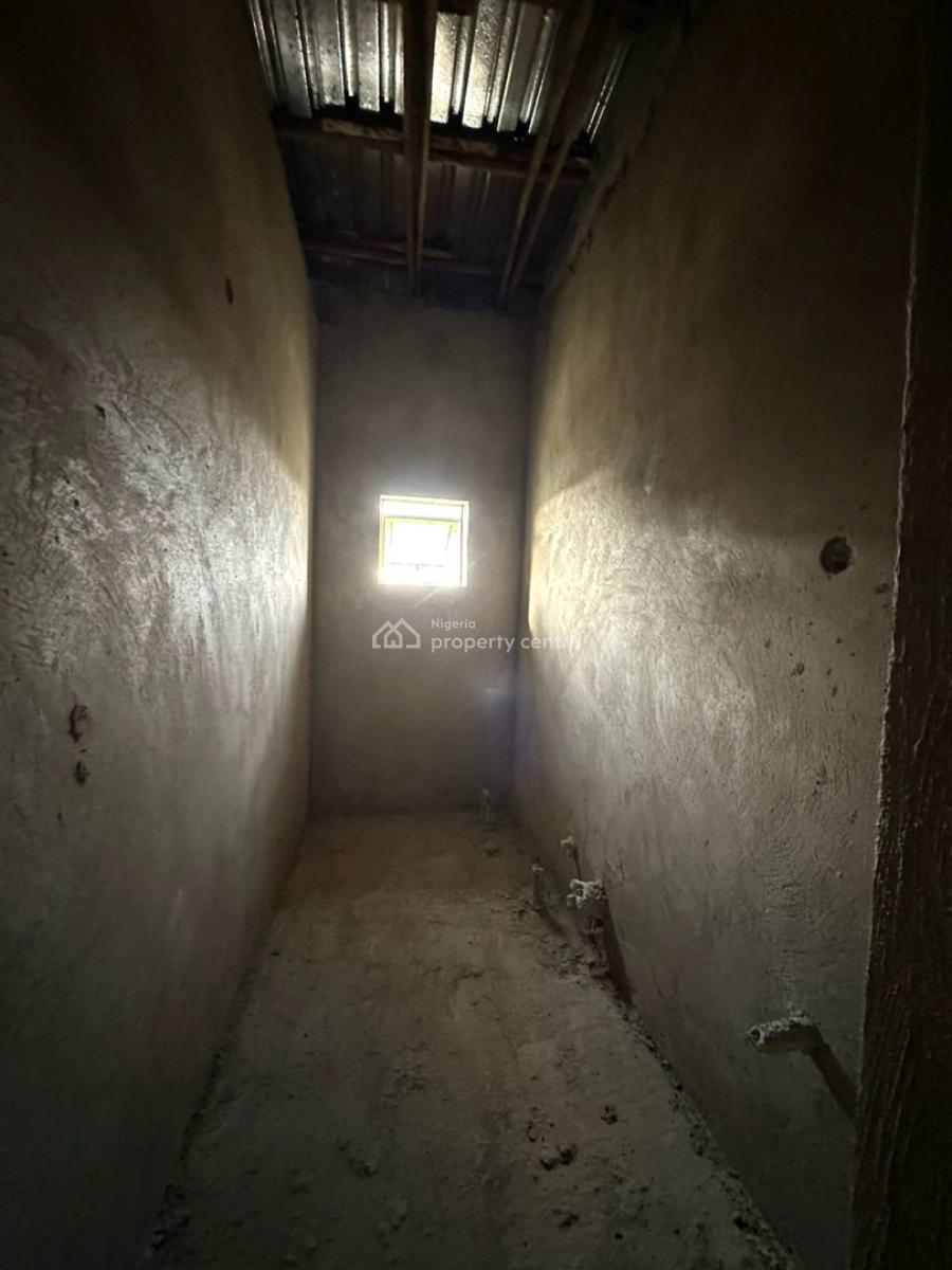 4 Bedrooms Spacious Semi Finished Terrace Duplex, Bq, 3rd Avenue, Gwarinpa, Abuja, Terraced Duplex for Sale