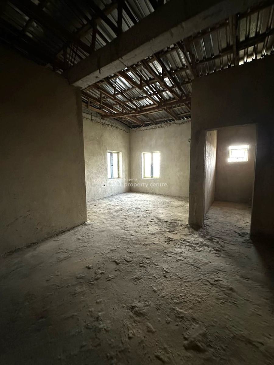 4 Bedrooms Spacious Semi Finished Terrace Duplex, Bq, 3rd Avenue, Gwarinpa, Abuja, Terraced Duplex for Sale