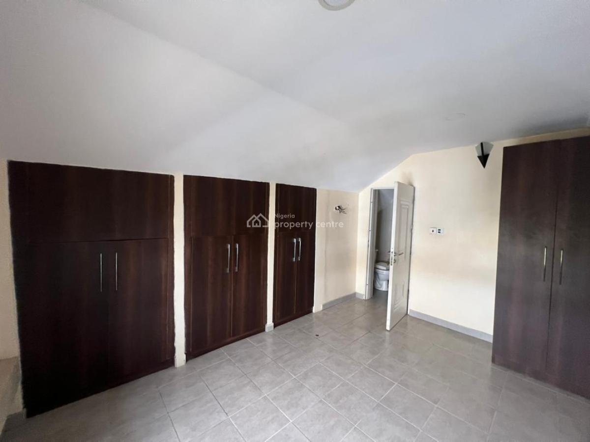 3 Bedrooms Maisonette, Osapa London, Osapa, Lekki, Lagos, Flat / Apartment for Rent