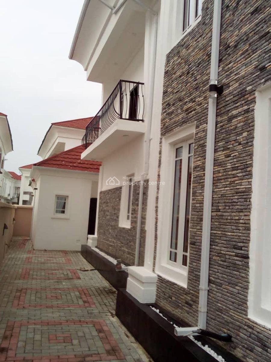 Luxury and Neat 5 Bedroom Fully Detached with Bq, Orchid Road, Lekki, Lagos, Detached Duplex for Rent