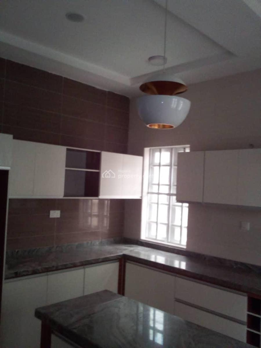 Luxury and Neat 5 Bedroom Fully Detached with Bq, Orchid Road, Lekki, Lagos, Detached Duplex for Rent